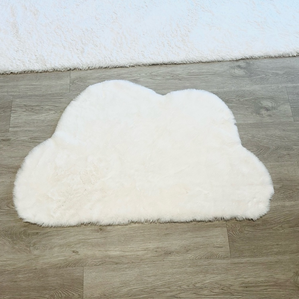 Cloud Shaped Accent Rug